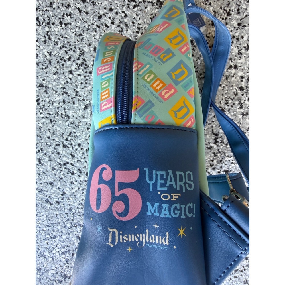 Disney Funko Disneyland 65th Anniversary Castle Mini Backpack WDBK1374 Blue - Picture 4 of 7